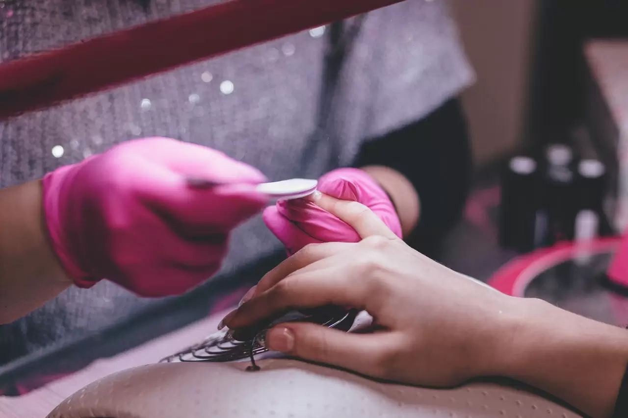 Smart Web Creative - Nail Salon Brochure Design in Las Vegas